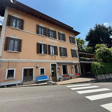 La Locanda Dell'Oreste Dizzasco Extérieur photo